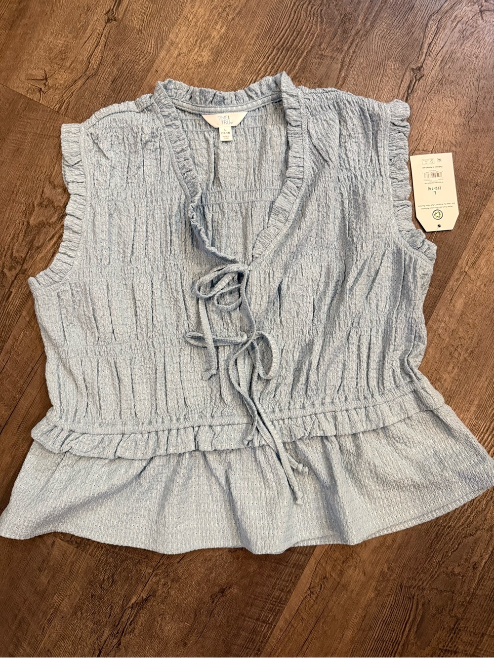 Time and Tru Light Blue Textured Tie-Front Sleeveless Top